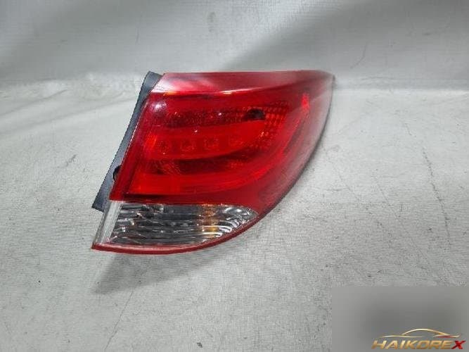 Hyundai Tucson 2013 — комбинированный фонарь задний правый (пассажирский)