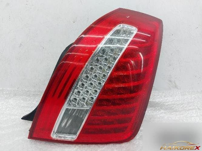 Kia Opirus 2010 — комбинированный фонарь задний правый (LED) 92402-3P800