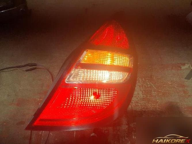 Hyundai i30 2010 — фонарь задний комбинированный правый (пассажирский)