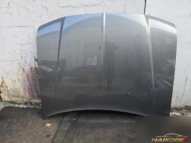 Chrysler 300 2008 — капот