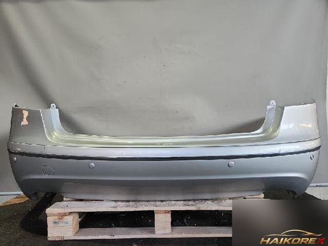 Hyundai Genesis 2011 — задний бампер