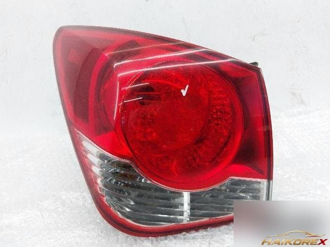 Chevrolet Cruze 2014 — фонарь задний комбинированный левый (водительский)