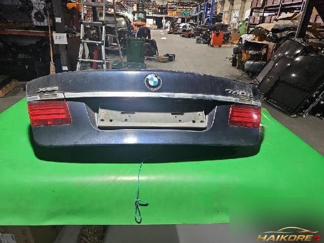 BMW 7 Series 2013 — крышка багажника