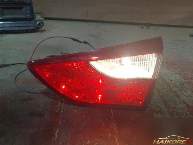 Hyundai i30 2015 — крышка багажника белая