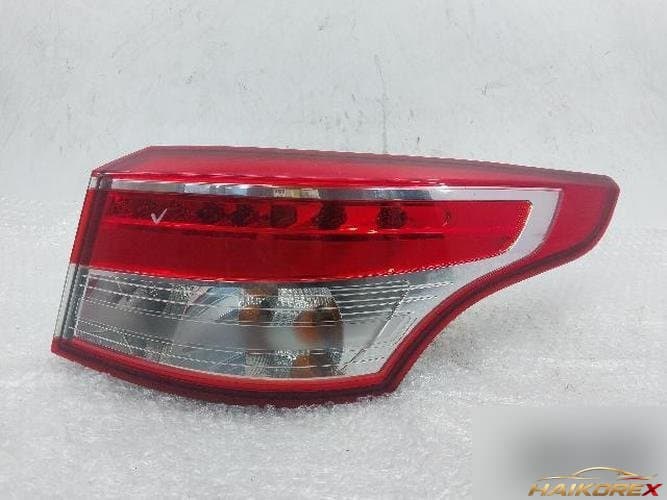 Renault SM5 2014 — фонарь задний правый (комбинированный) 265502071R