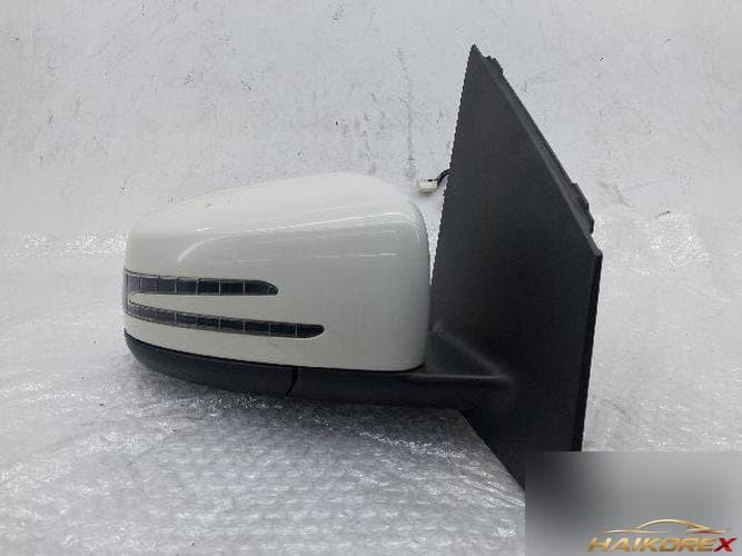 Mercedes-Benz B-Class 2014 — боковое зеркало правое A2468102219