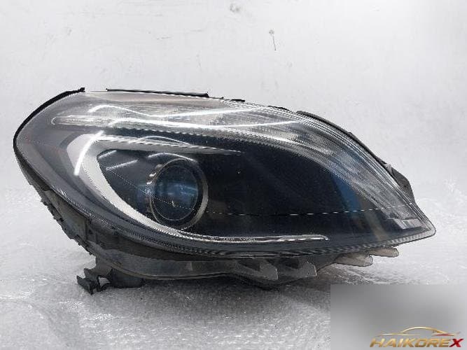 Mercedes-Benz B-Class 2014 — фара правая A2468200239