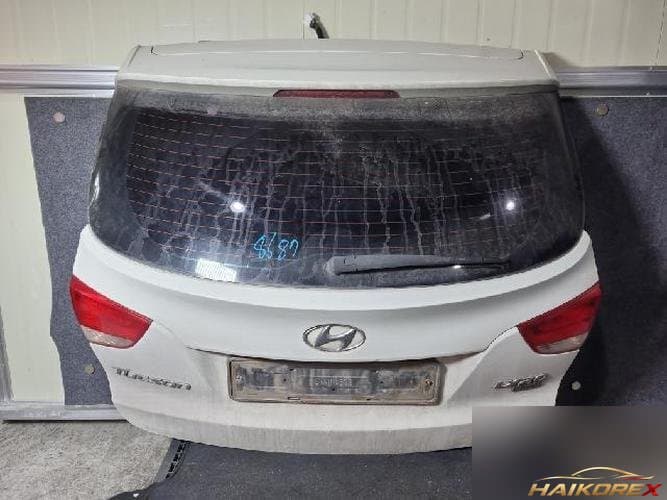 Hyundai Tucson 2010 — дверь багажника