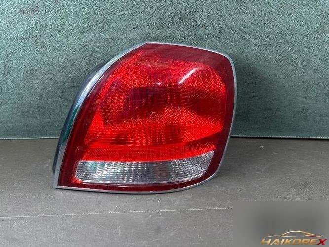 Hyundai Grandeur 2001 — комбинированный фонарь задний правый (39001)