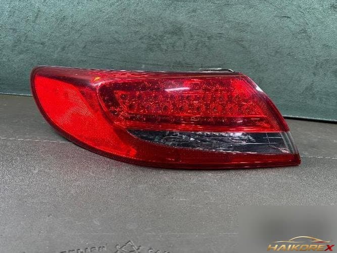 Hyundai Grandeur 2010 — комбинированный фонарь задний левый (сторона водителя)