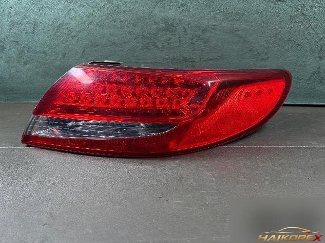 Hyundai Grandeur 2010 — фонарь задний комбинированный правый (пассажирский)