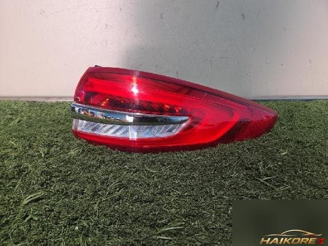 Ford Mondeo 2020 — фонарь задний правый (комбинированный)