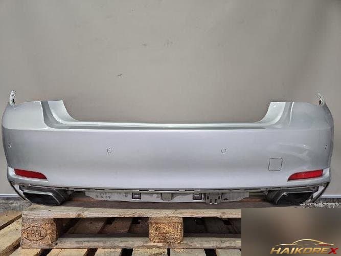 BMW 7 Series 2009 — бампер задний