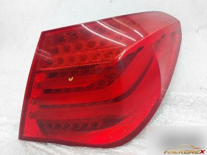 BMW 7 Series 2009 — фара задняя комбинированная правая (LED)