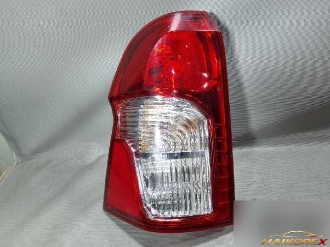 KG Mobility Korando 2013 — комбинированный фонарь (задний левый)