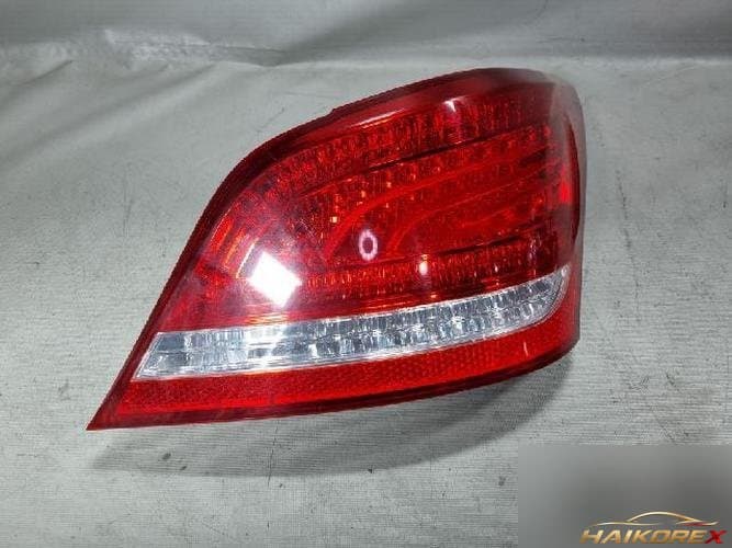 Hyundai Equus 2010 — комбинированный фонарь задний правый (пассажирский) 2