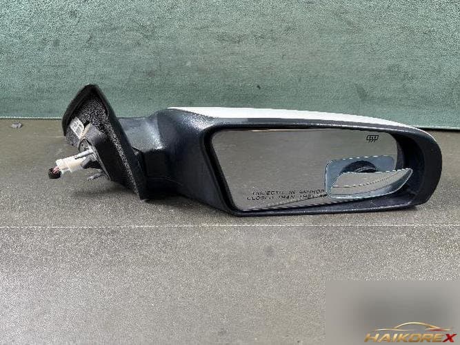 Nissan Altima 2011 — боковое зеркало правое