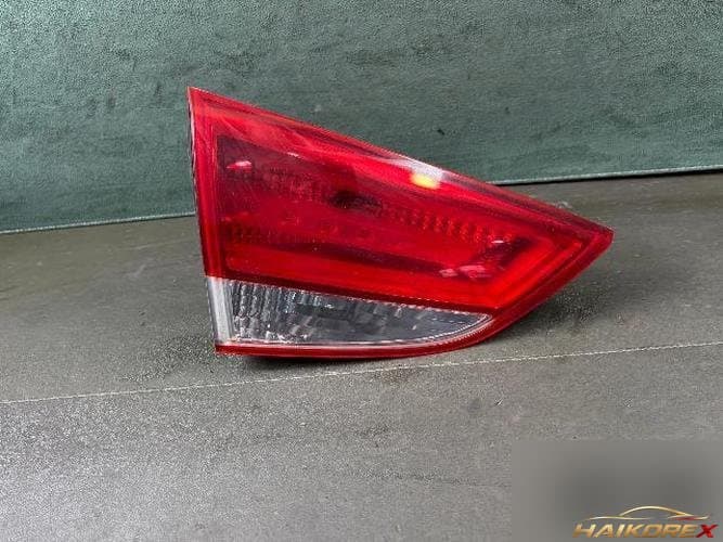 Hyundai Tucson 2011 — накладка задней левой двери 2