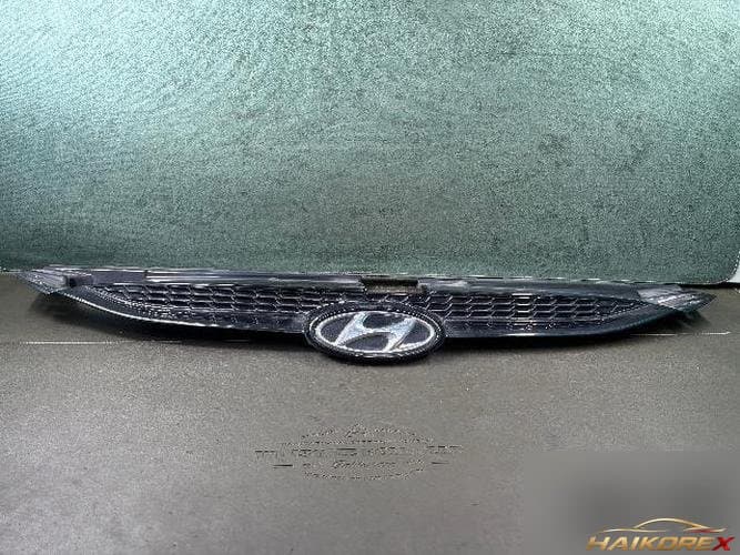 Hyundai Tucson 2010 — радиаторная решетка, 2-я