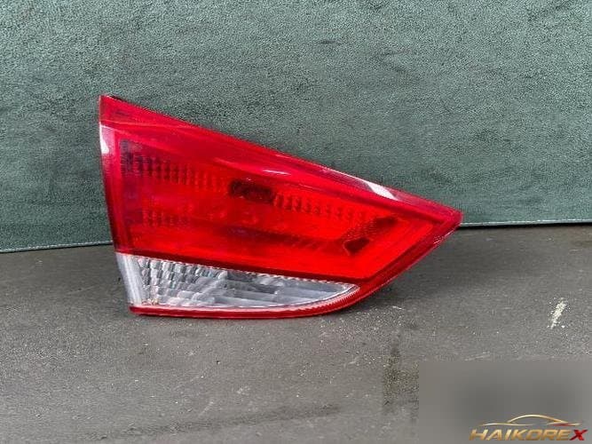 Hyundai Tucson 2011 — обшивка левой задней двери