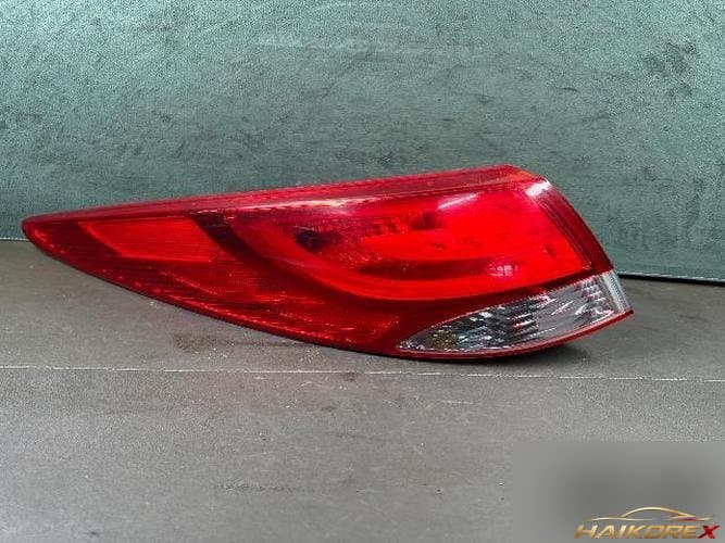 Hyundai Tucson 2010 — задний фонарь левый