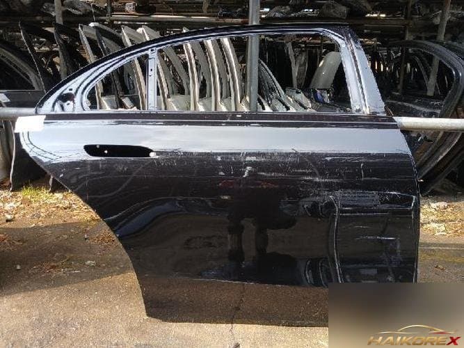 Mercedes-Benz S-Class 2023 — дверь задняя правая