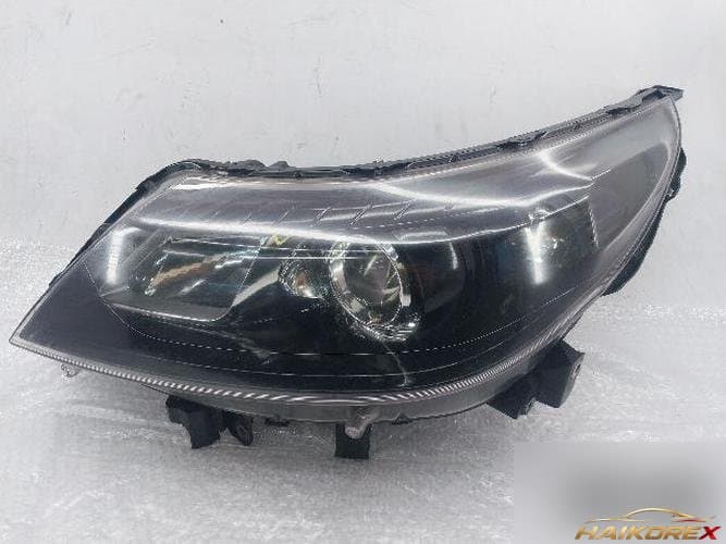 Renault SM5 2011 — фара левая 260608762R