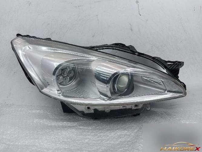 Peugeot 508 2013 — фара правая
