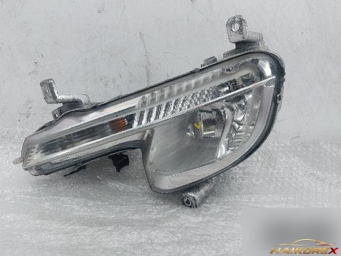 Peugeot 508 2013 — противотуманная фара левая (водительская) 9670476280