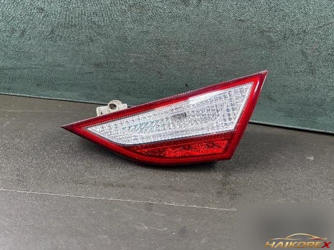 Hyundai Sonata 2010 — фонарь багажника правый LED