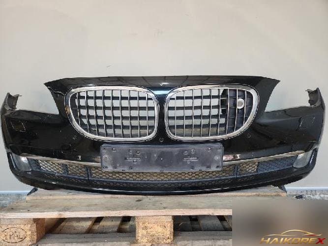 BMW 7 Series 2009 — передний бампер