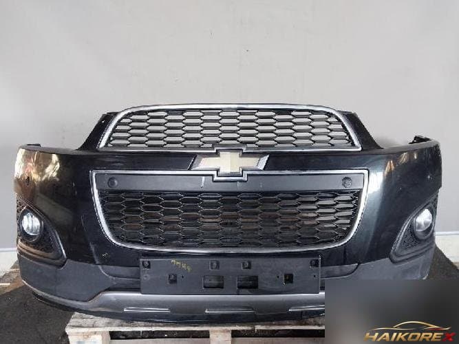 Chevrolet Captiva 2013 — передний бампер
