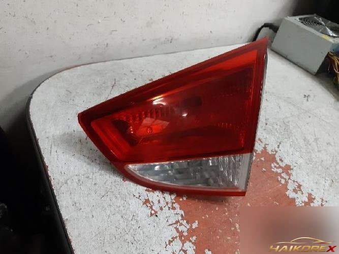 Hyundai Tucson 2014 — фонарь задний внутренний правый 92406-2S000