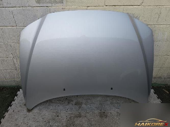 Volvo S60 2006 — капот