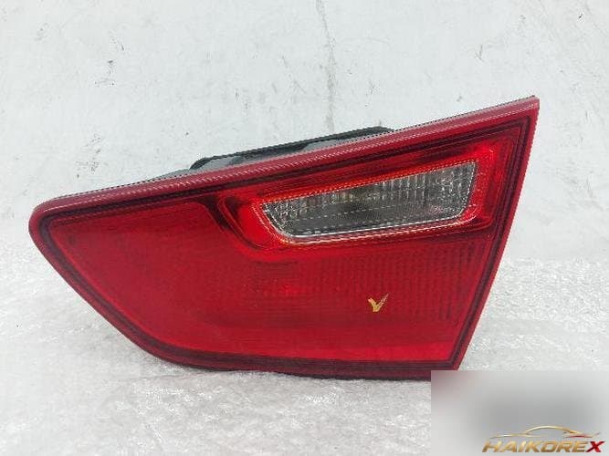 Kia K5 2015 — белый задний фонарь (правый) 92404-2T5