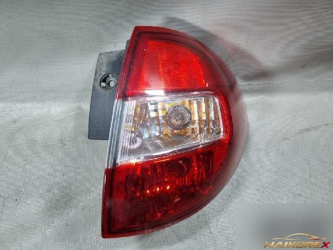 Renault QM5 2009 — задний комбинированный фонарь правый (пассажирской стороны)