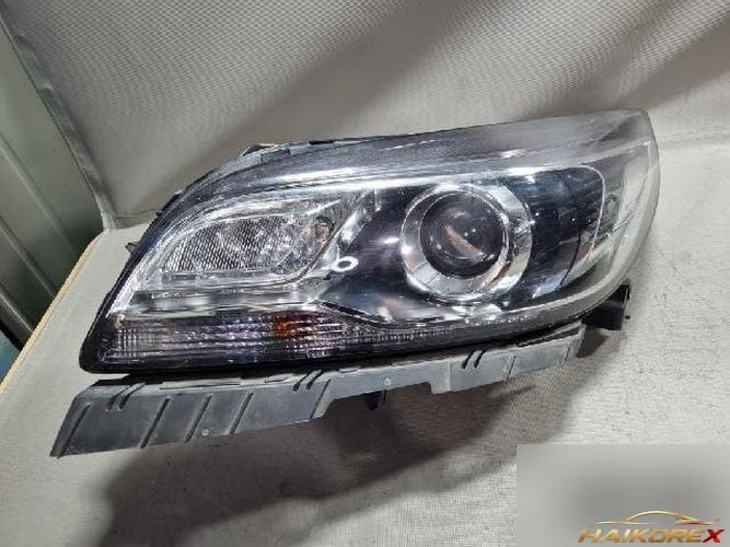 Chevrolet Malibu 2015 — фара левая