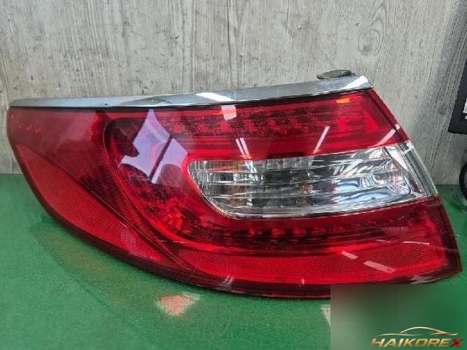Hyundai Grandeur 2011 — фонарь задний левый в сборе 92403-3V0