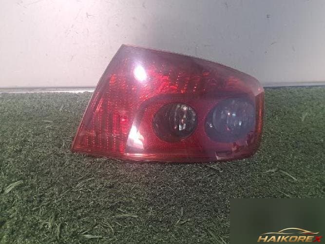 Peugeot 407 2008 — фонарь задний правый (комбинированный)