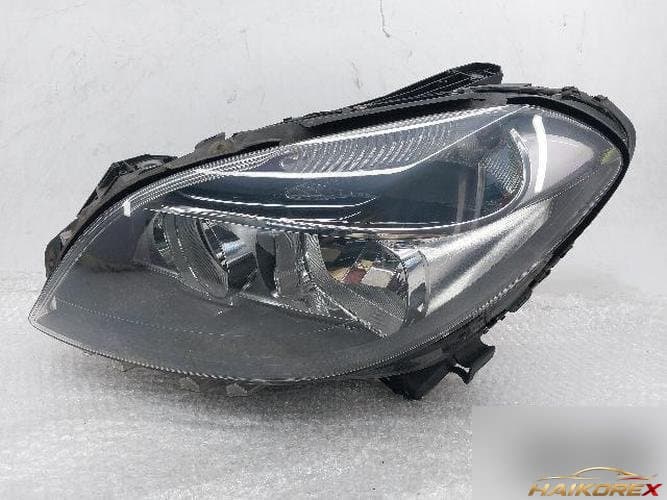 Mercedes-Benz B-Class 2013 — фара левая (A2468200161)