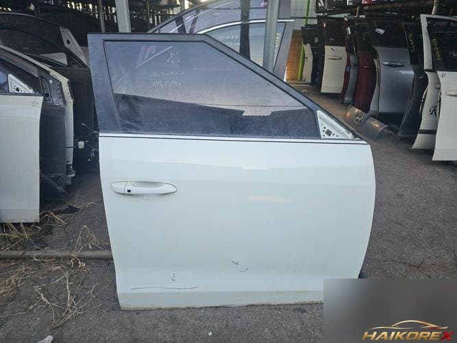 KG Mobility Tivoli 2019 — передняя дверь правая