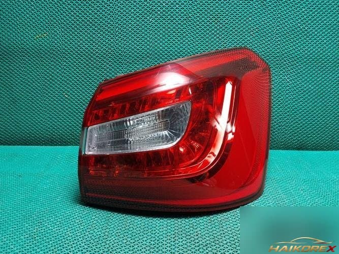 Kia K7 2015 — комбинированный фонарь задний правый (пассажирский) 92402E8000