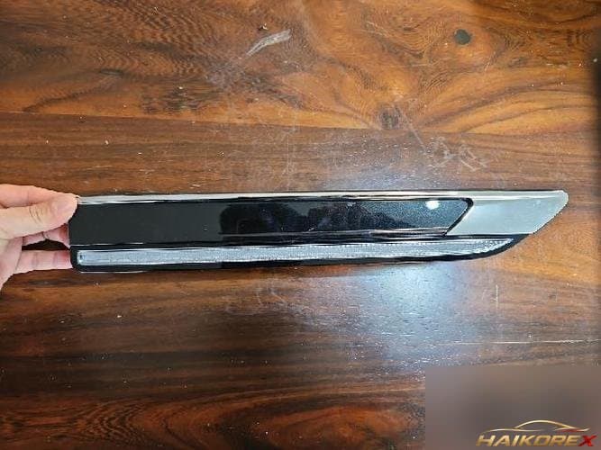 Genesis G80 2025 — крыло правое