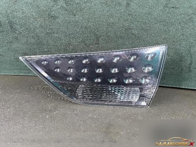 Mitsubishi Other 2009 — накладка крышки багажника с фонарём