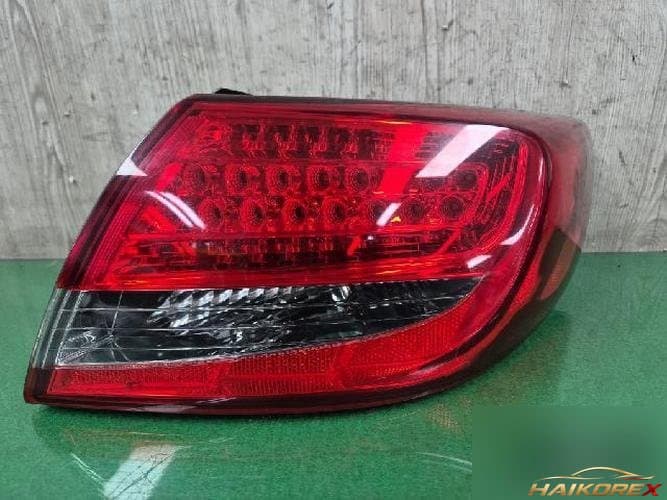 Hyundai Grandeur 2010 — комбинированный фонарь (задний) правый (пассажирский) 92402-3L5