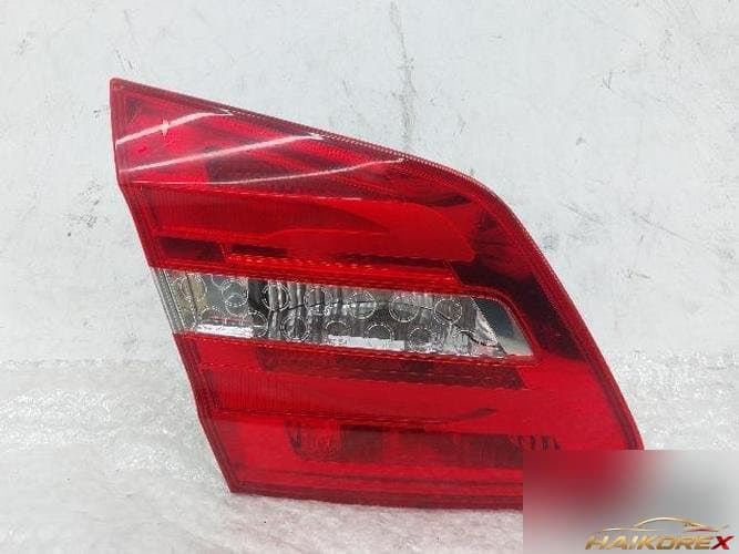 Mercedes-Benz B-класс 2013 — накладка задней двери левая A2469066300