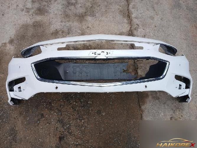Chevrolet Malibu 2016 — передний бампер
