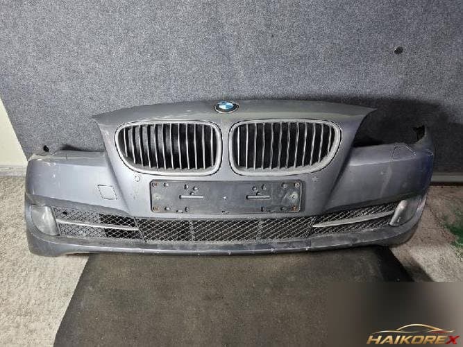 BMW 5 Series 2013 — передний бампер