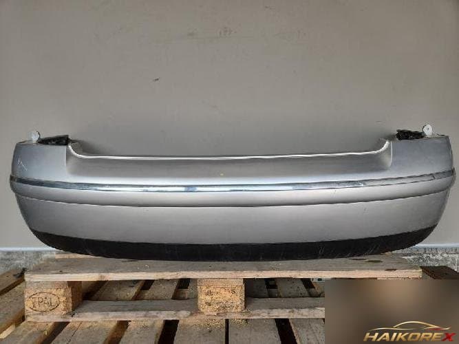 Volkswagen Passat 2004 — бампер задний