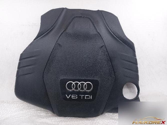 Audi A6 2013 — крышка двигателя 059103925CB